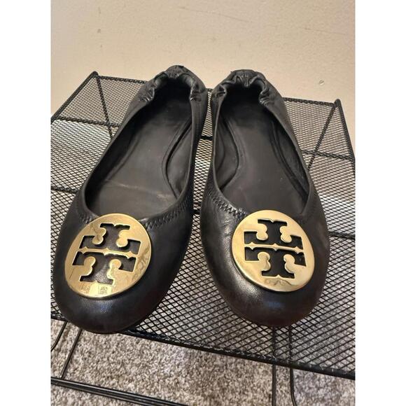 Tory Burch Shoes - Tory Burch Leather Ballet Flats - Women’s 8 - Black W/ Gold Logo